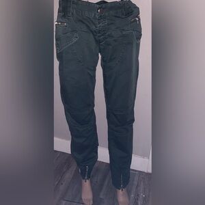 No Smokers Green Pants